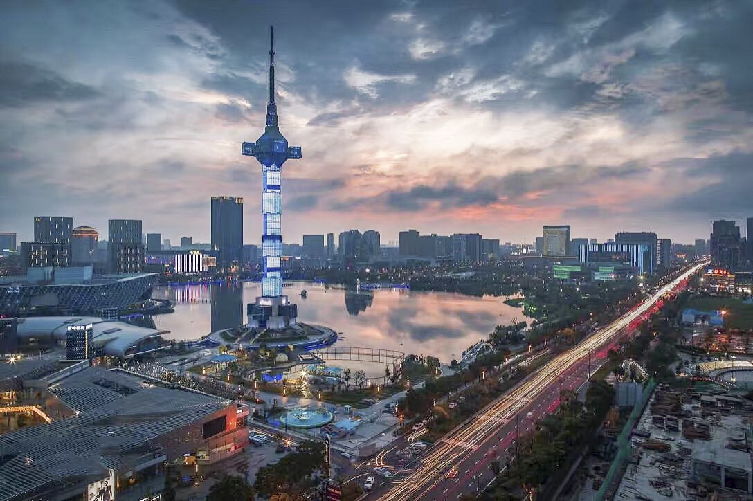 江苏新时代，机遇与挑战并存的新征程